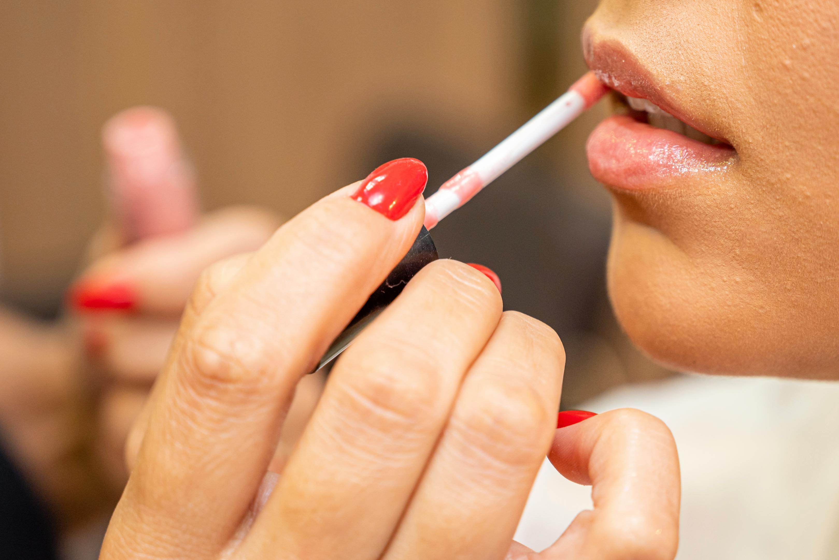 Lip Glosses for dry Lips